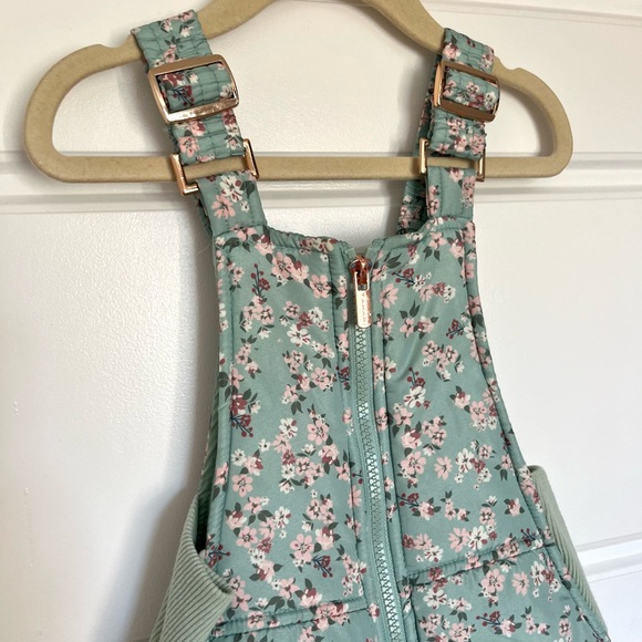 Tahari | Toddler Snowsuit - Picture 3 of 11